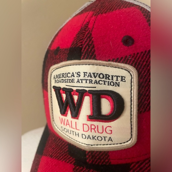 NWOT New WALL Drug Buffalo Plaid Womens Baseball Hat adjustable - Picture 3 of 6